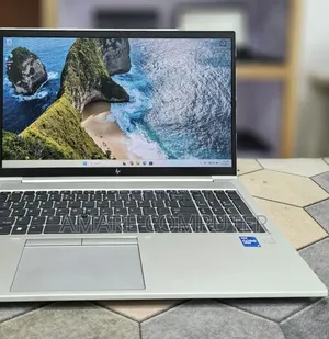 New Laptop HP EliteBook 850 G8 16GB Intel Core i7 SSD 512GB