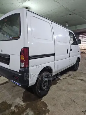 Suzuki Eeco 2023 White