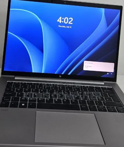 New Laptop HP ZBook Firefly 16 G10 16GB Intel Core i7 SSD 512GB