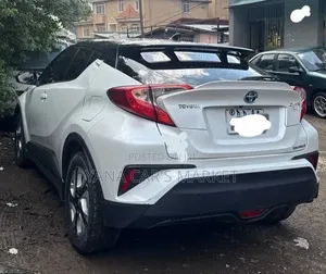 Toyota C-HR 2023 White