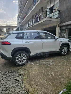 New Toyota Corolla Cross 2024 White