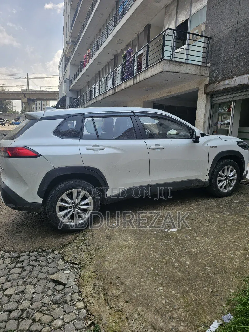 New Toyota Corolla Cross 2024 White