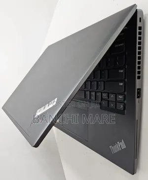 New Laptop Lenovo ThinkPad T14s Gen 1 16GB Intel Core i7 SSD 512GB