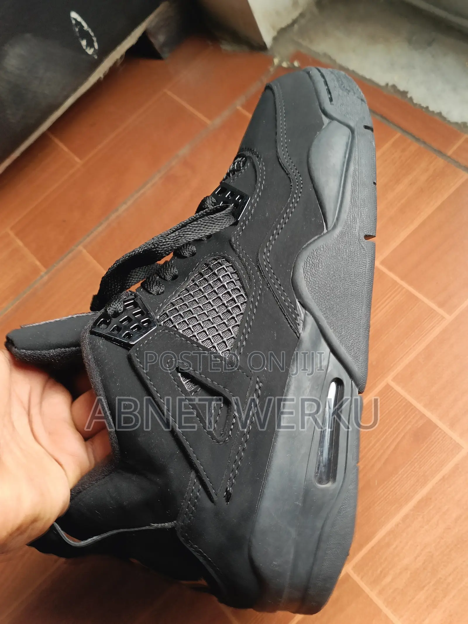 Jordan 4 Black Cat