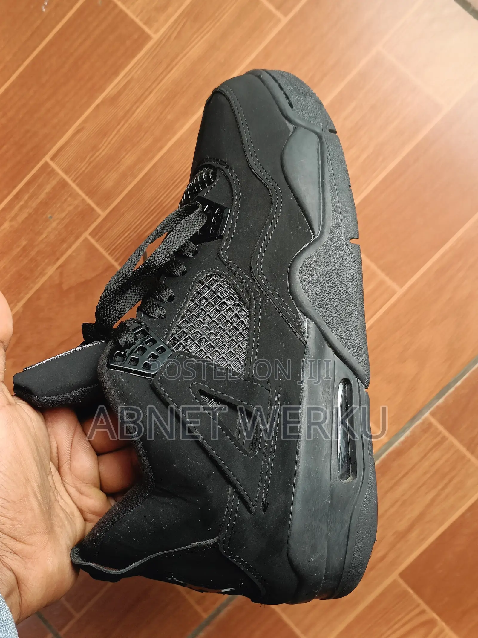 Jordan 4 Black Cat