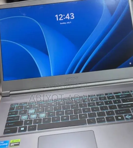 New Laptop MSI GF65 Thin 10UE 16GB Intel Core i5 SSD 512GB