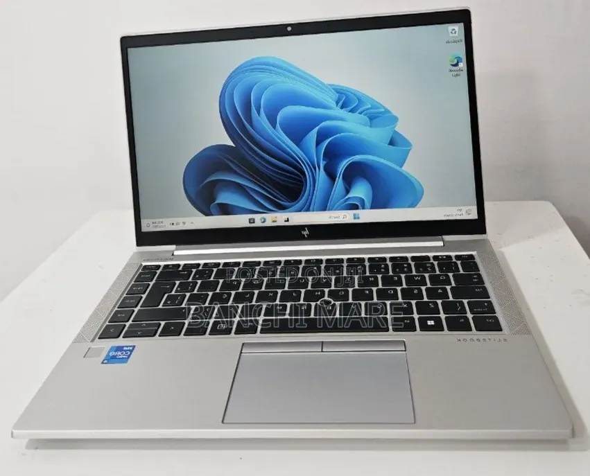 New Laptop HP EliteBook 840 G8 16GB Intel Core i5 SSD 512GB