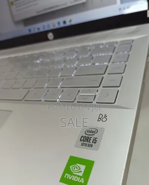 New Laptop HP Pavilion 15 8GB Intel Core i5 SSD 512GB