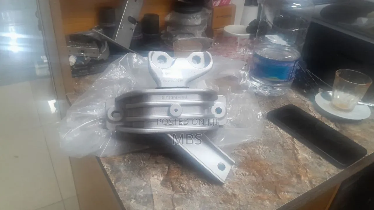 Chery Jetour X70/X90 Engine Mount, Identified by Part New