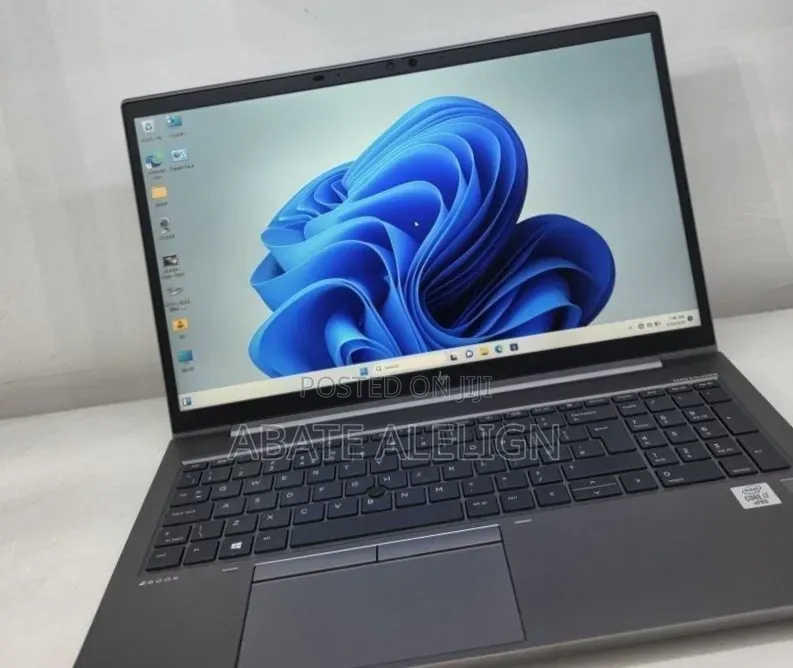 New Laptop HP ZBook Studio 16GB Intel Core i7 SSD 512GB