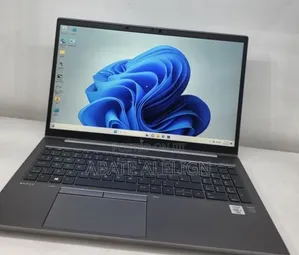 New Laptop HP ZBook Studio 16GB Intel Core i7 SSD 512GB