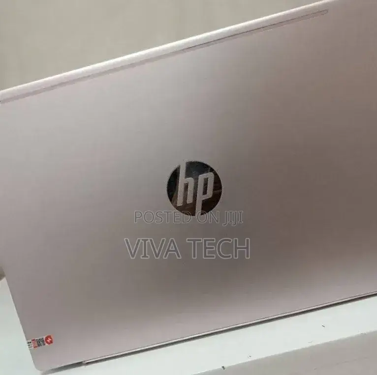 New Laptop HP Pavilion 14 8GB Intel Core i5 SSD 512GB