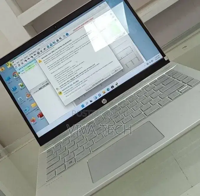 New Laptop HP Pavilion 14 8GB Intel Core i5 SSD 512GB