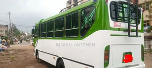Isuzu NMR 2007 White