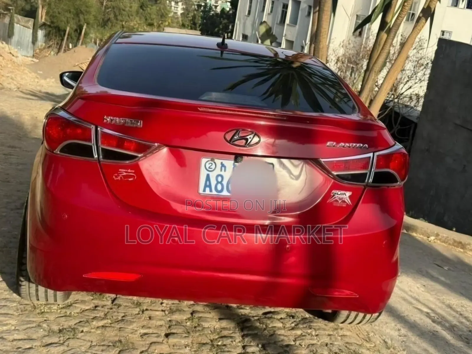 Hyundai Elantra 2012 Red