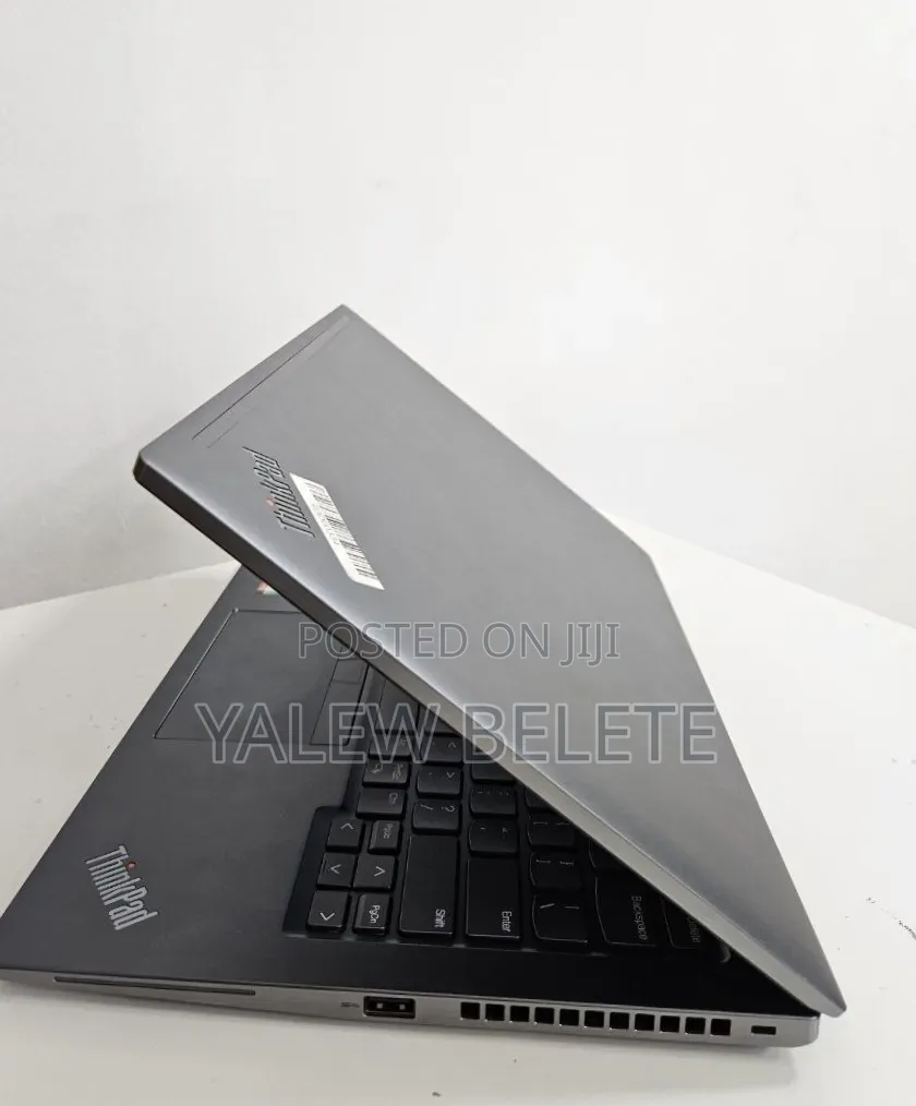 New Laptop Lenovo ThinkPad T14s Gen 2 16GB Intel Core i7 SSD 512GB