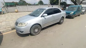 Toyota Corolla 1.4 C 2005 Beige