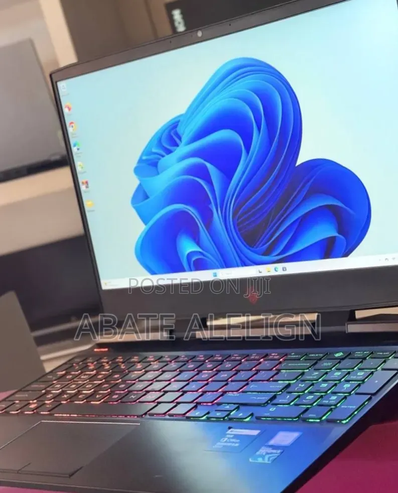 New Laptop HP Omen X 8GB Intel Core i7 SSD 256GB