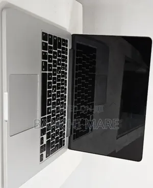 New Laptop Apple MacBook Pro 2015 8GB Intel Core i5 SSD 128GB