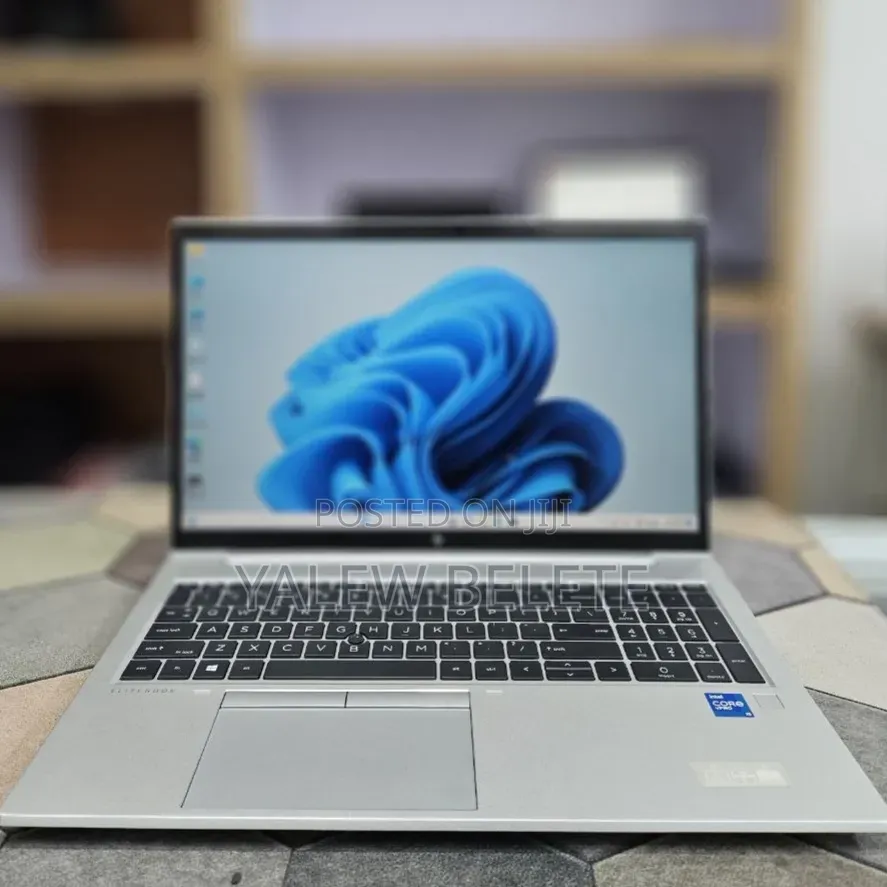 New Laptop HP EliteBook 850 G8 16GB Intel Core i5 SSD 512GB