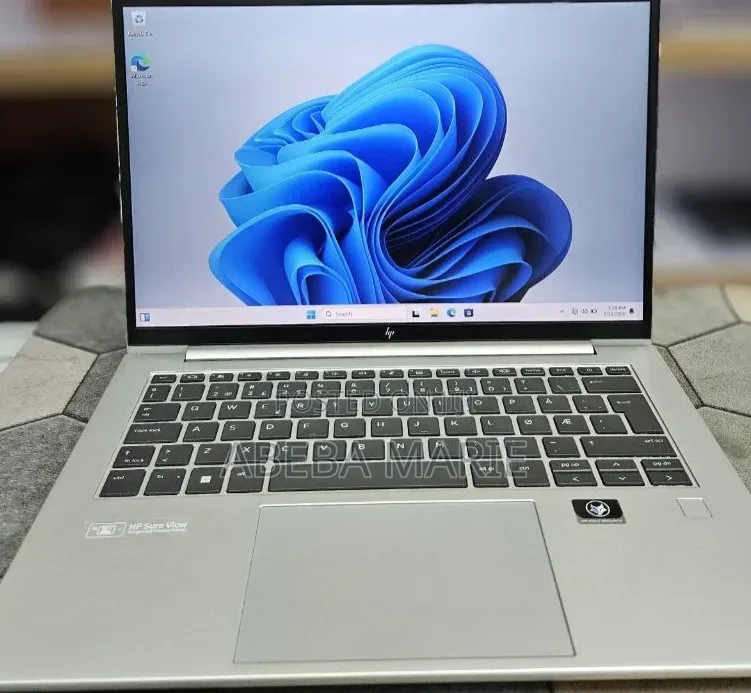 New Laptop HP Stream Notebook 16GB Intel Core i7 SSD 1T
