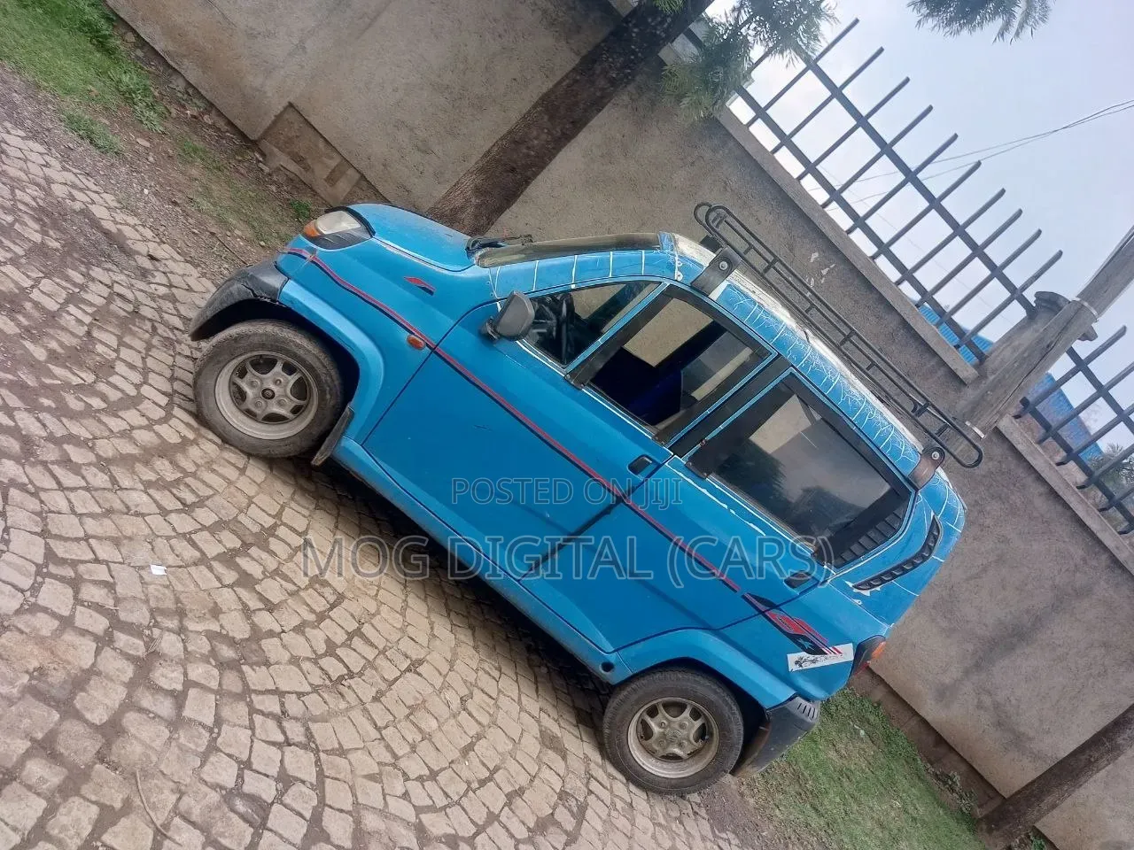 Car 2016 Blue
