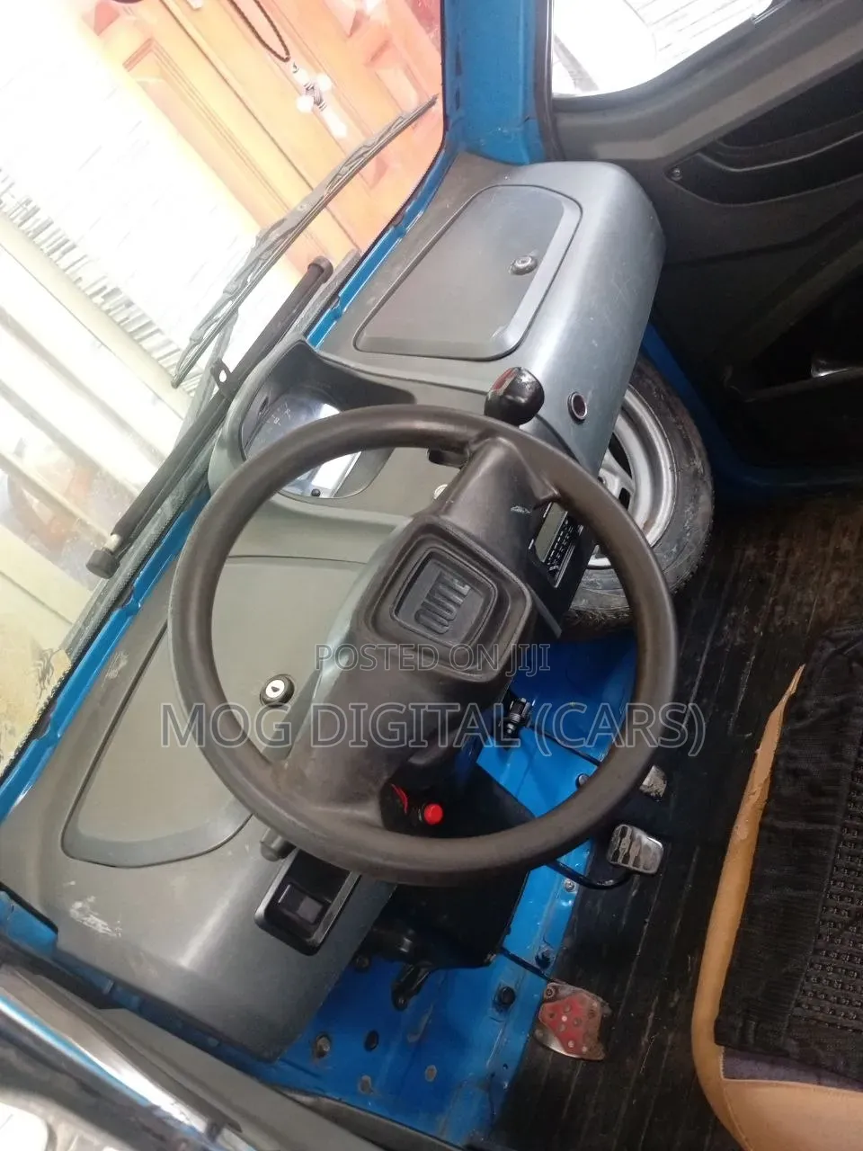 Car 2016 Blue