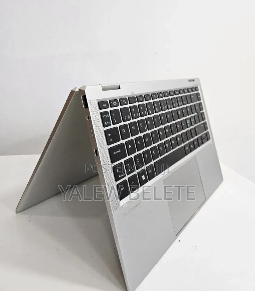 New Laptop HP EliteBook 1040 G8 16GB Intel Core i7 SSD 512GB