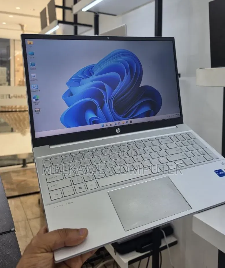 New Laptop HP Pavilion 15 16GB Intel Core i5 SSD 512GB
