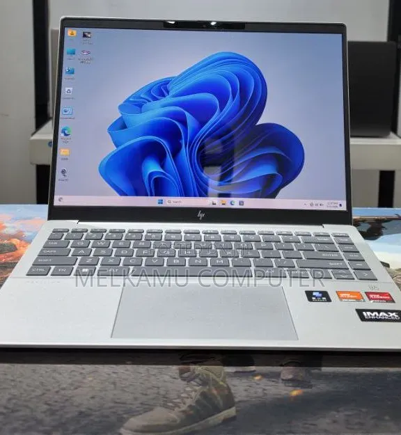 New Laptop HP Pavilion 14 16GB AMD Ryzen 7 SSD 1T