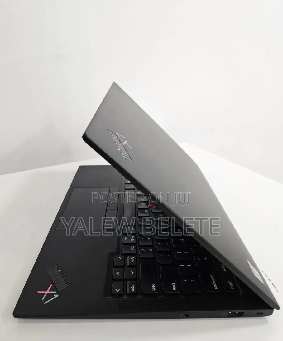 New Laptop Lenovo ThinkPad P14s 16GB Intel Core i7 SSD 512GB
