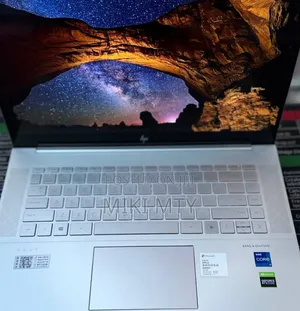 New Laptop Lenovo ThinkBook 13 16GB Intel Core Ultra 7 SSD 512GB