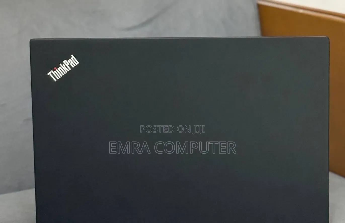 New Laptop Lenovo ThinkPad T14 16GB Intel Core 5 SSD 512GB