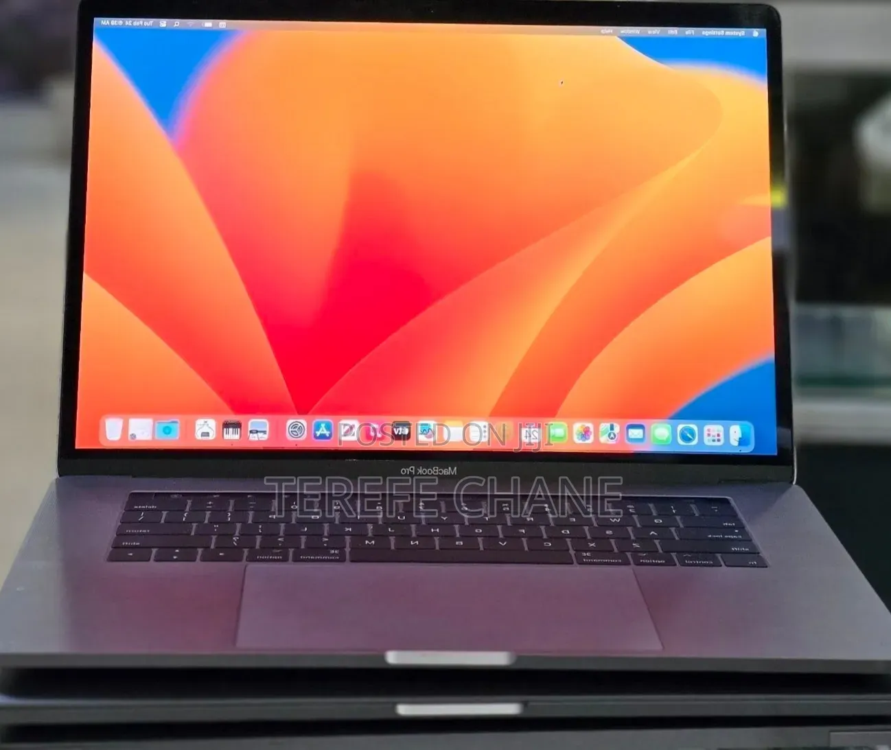 New Laptop Apple MacBook Pro 2017 16GB Intel Core i7 SSD 512GB