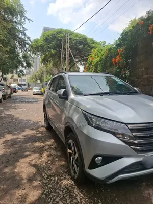 Toyota Rush 2022 Silver