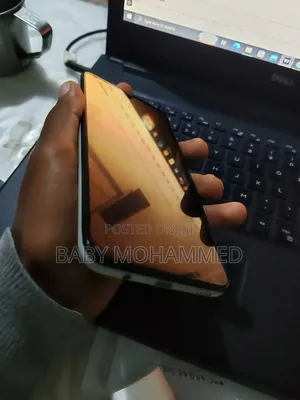Samsung Galaxy A70 128 GB White