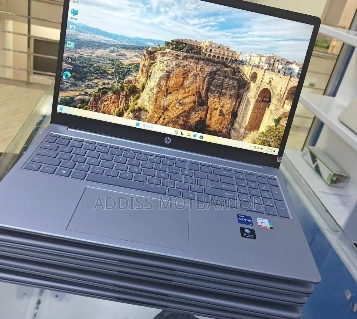 New Laptop HP Pavilion 15 16GB Intel Core i5 SSD 512GB