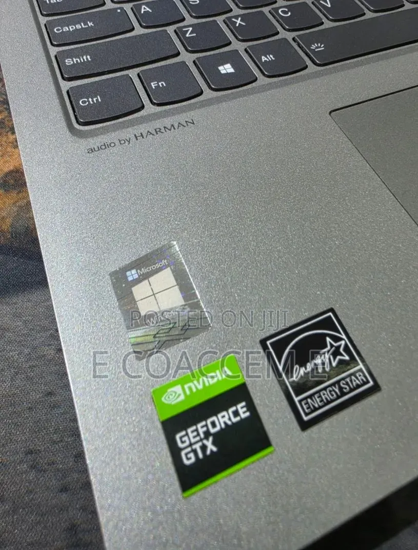 New Laptop Lenovo 16GB Intel Core i5 SSD 512GB