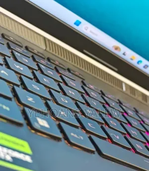 New Laptop Asus ROG Strix G15 16GB Intel Core i9 SSD 1T