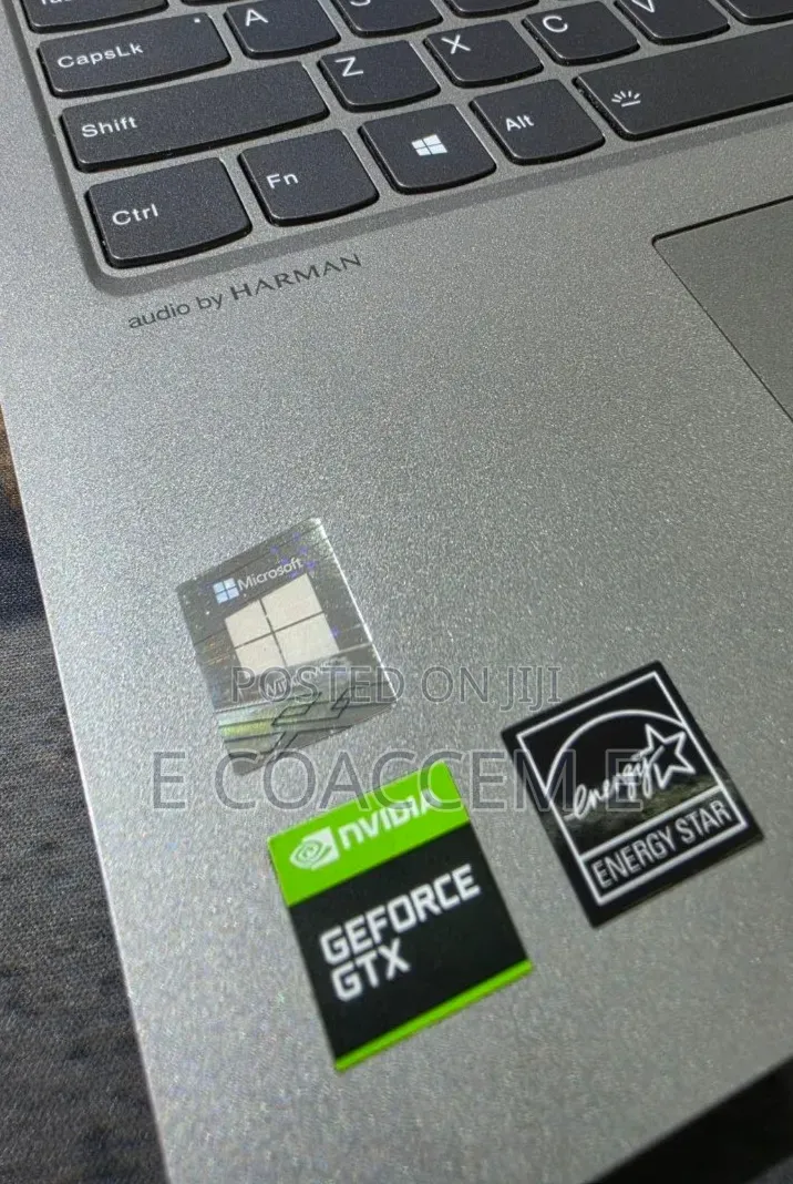 New Laptop Lenovo 16GB Intel Core i5 SSD 512GB