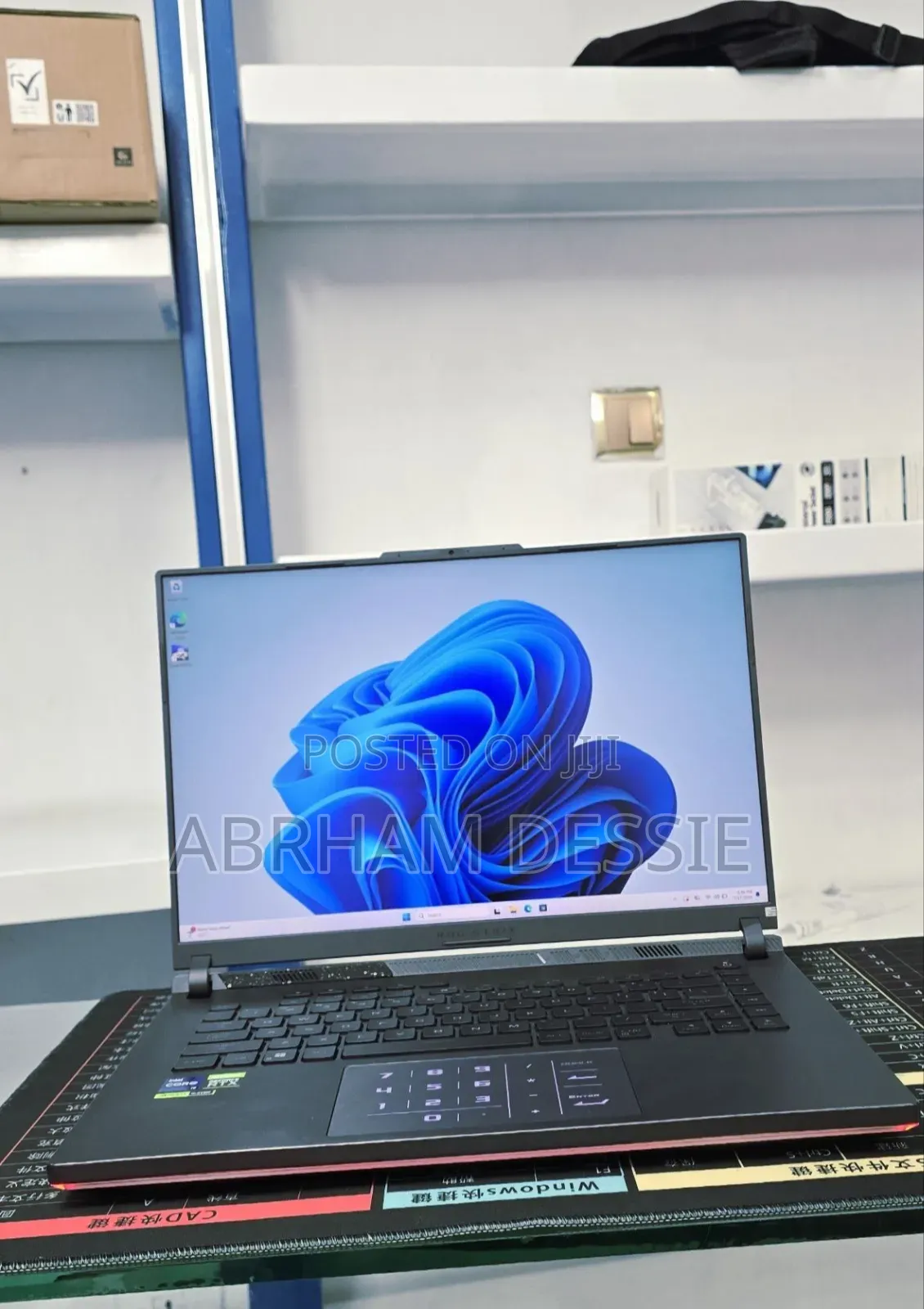 New Laptop Asus 16GB Intel Core i9 SSD 512GB