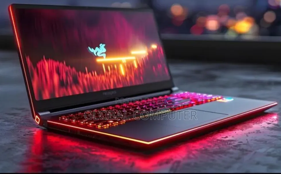 New Laptop Asus ROG Strix G18 16GB Intel Core i9 SSD 1T