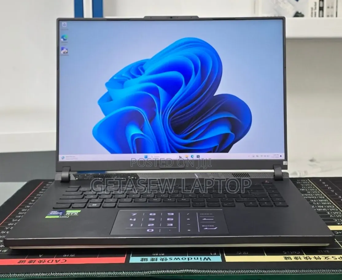 New Laptop Asus ROG Strix G16 G614 16GB Intel Core i9 SSD 1T