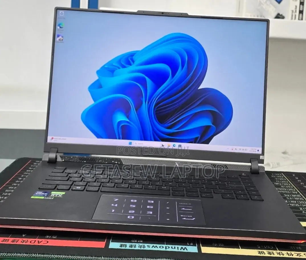 New Laptop Asus ROG Strix G16 G614 16GB Intel Core i9 SSD 1T