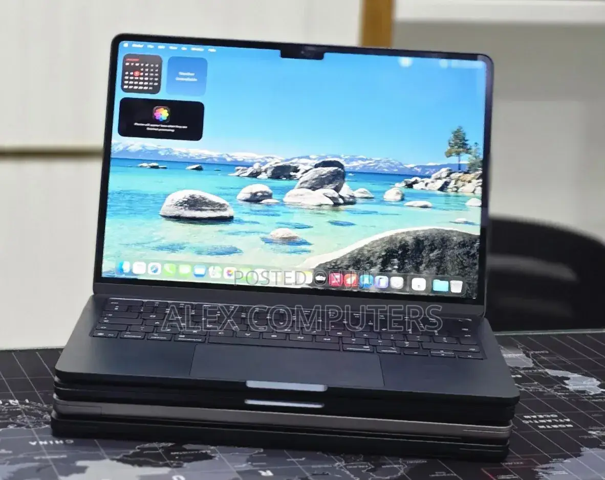 New Laptop Apple MacBook Air 2025 M4 16GB Apple M4 SSD 256GB