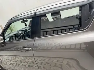 Suzuki Swift 2023 Gray