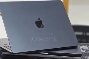 New Laptop Apple MacBook Air 2025 M4 16GB Apple M4 SSD 256GB