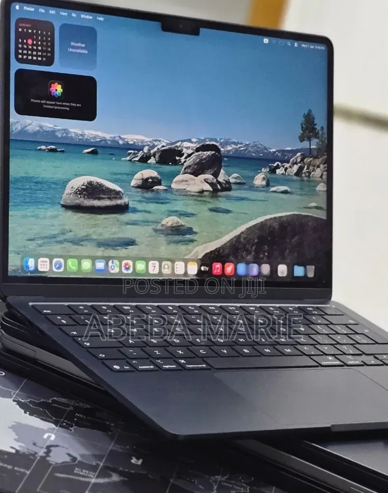 New Laptop Apple MacBook Air 2025 M4 16GB Apple M4 SSD 256GB