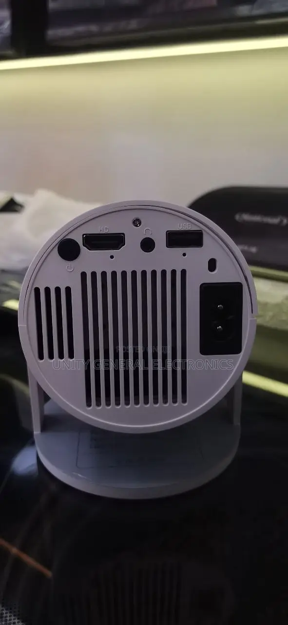 Pozzer Mini Projector