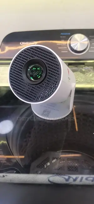 Pozzer Mini Projector